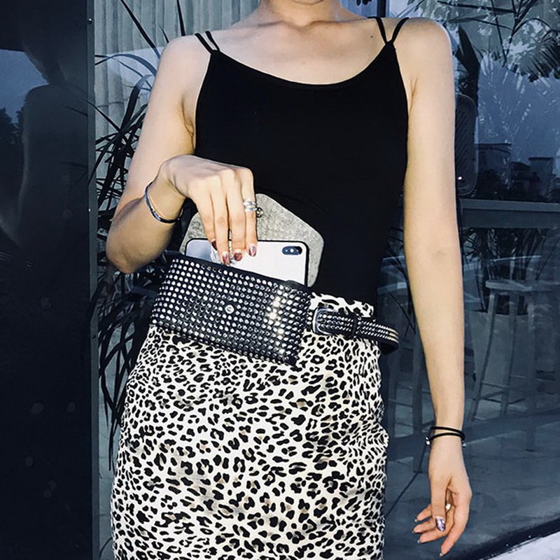 Rivets Waist Pack Luxury Designer Fanny Pack Small Women Waist Bag Phone Pouch Punk Belt Bag