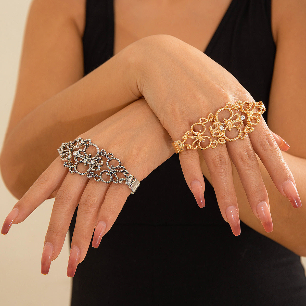 Gothic lace temperament bracelet Bracelet retro elegant lace edge bracelet