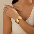Metal style temperament niche versatile bracelet Bracelet irregular opening...