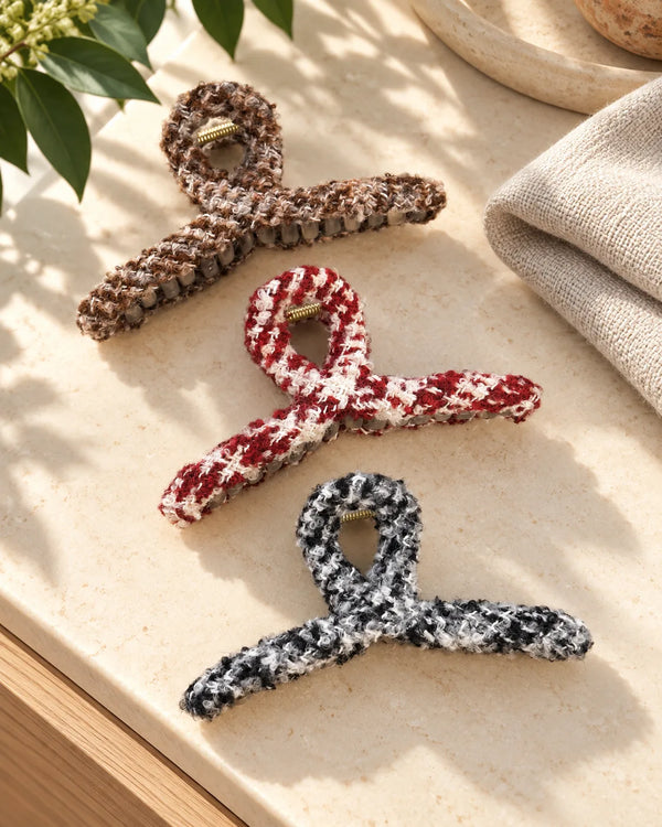 Contrast Hair Claw Clip